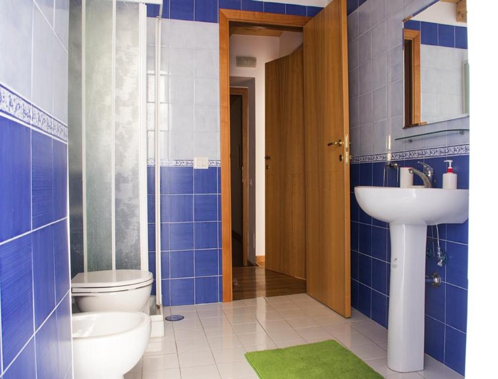 Hotel Residenza Principe Di Carafa Neapel Zimmer foto
